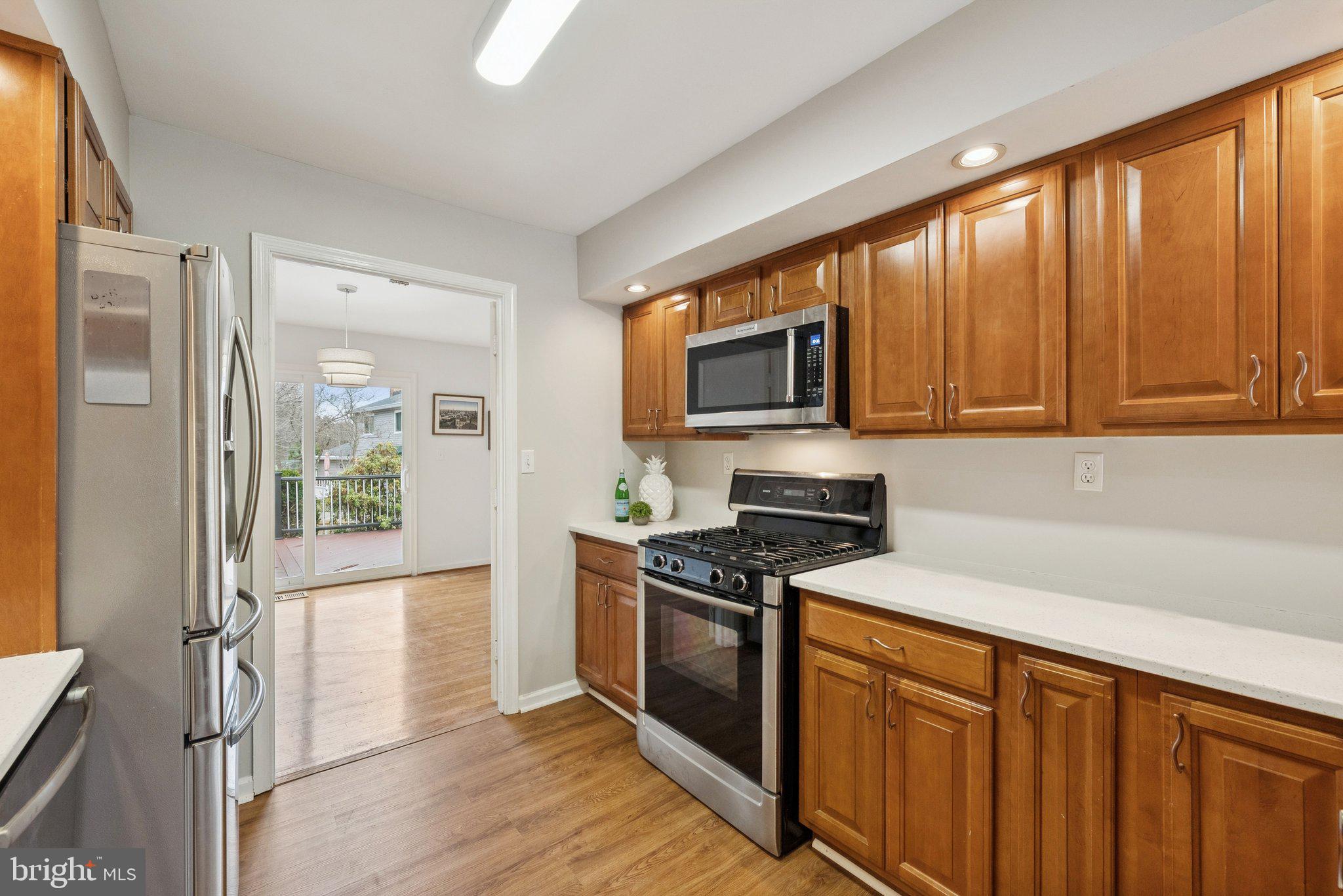 2404 Blue Valley Drive Silver Spring, MD 20904 - Photo 8 of 46