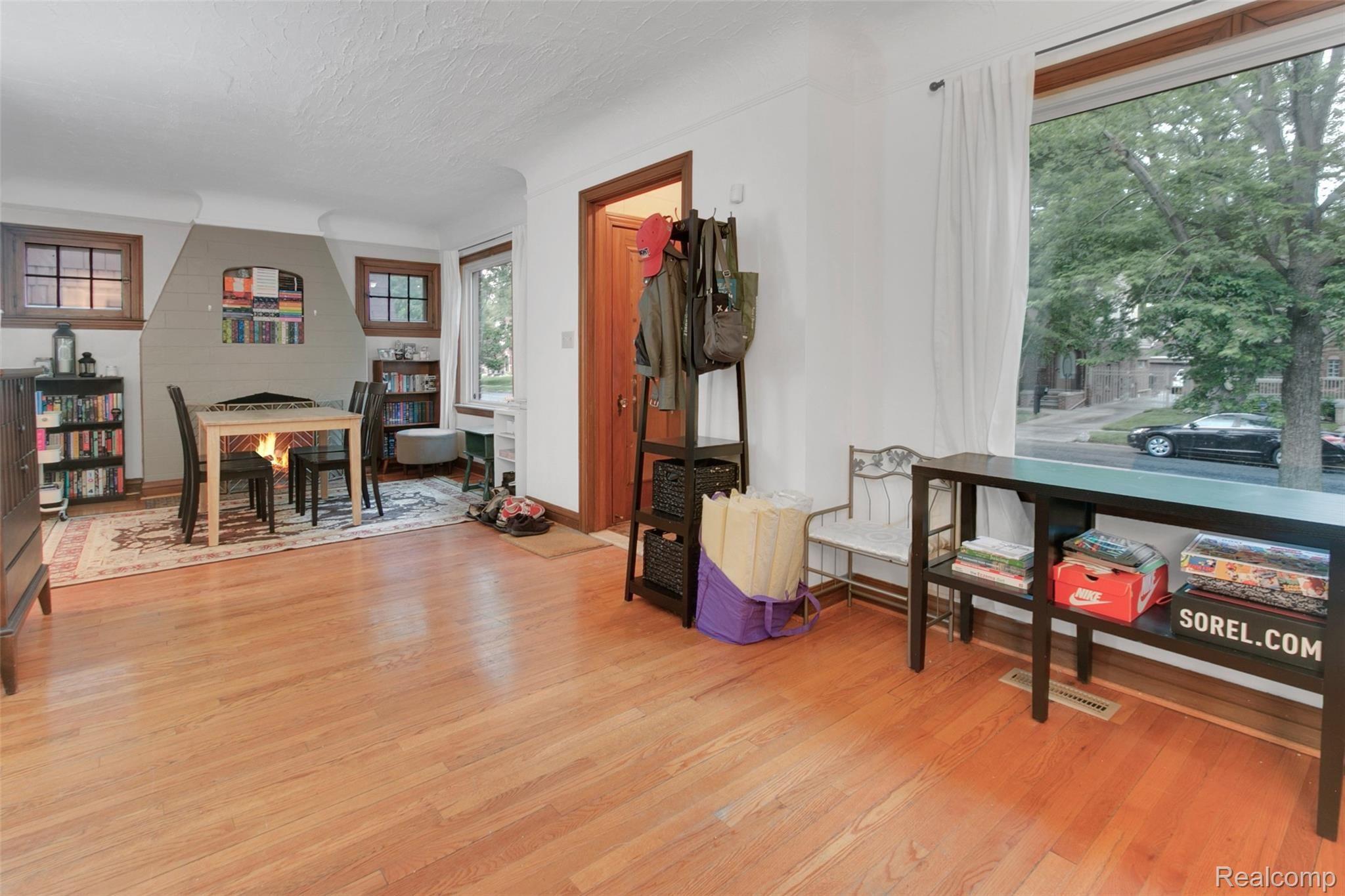 5245 Yorkshire Road Detroit, MI 48224 - Photo 14 of 35 5245_Yorkshire - HD Drone Photography-15.jpg