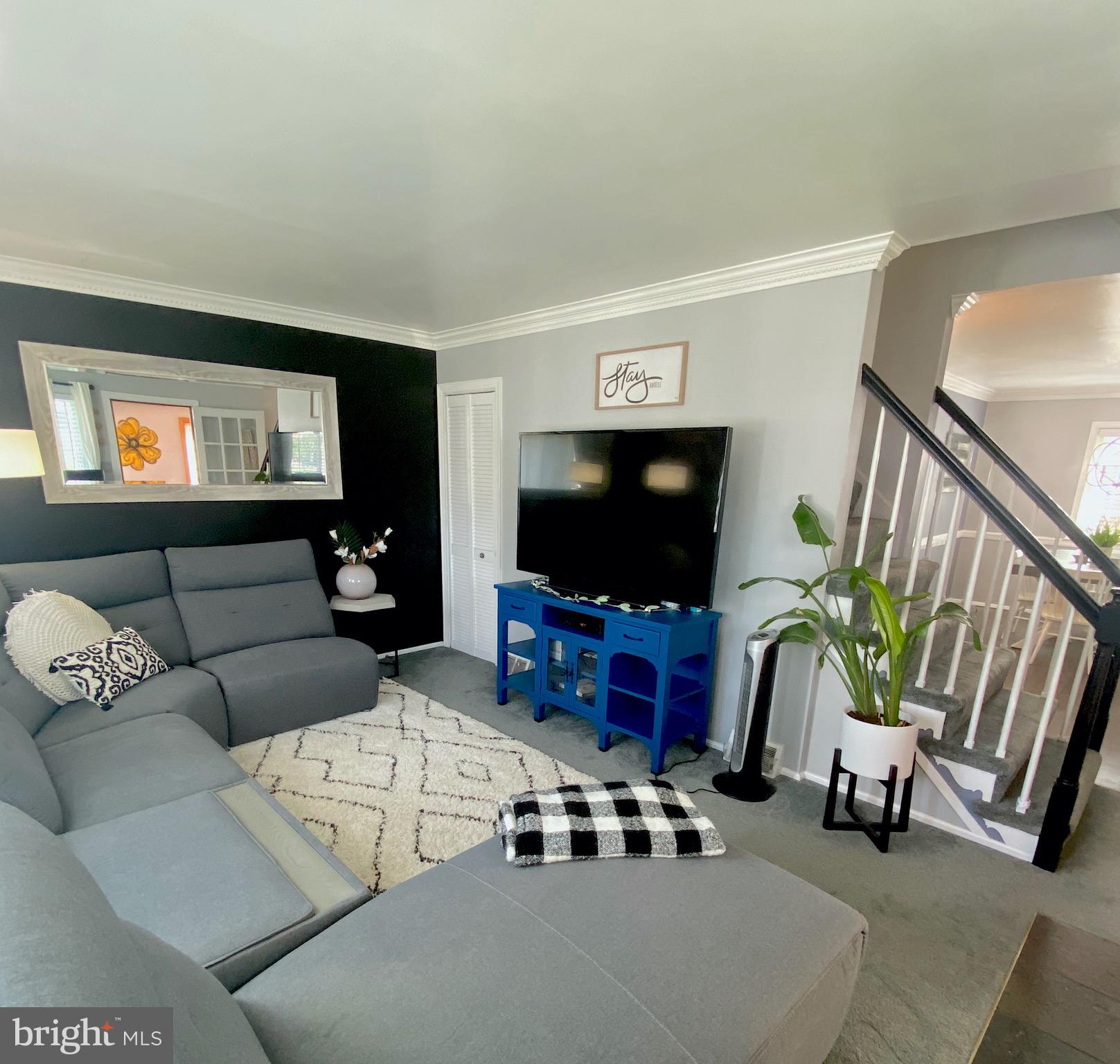8143 Gray Haven Road Baltimore, MD 21222 - Photo 3 of 30