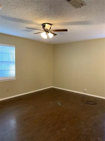 $1,680 | 5410 King Manor Drive, Lake Dallas, TX 75065