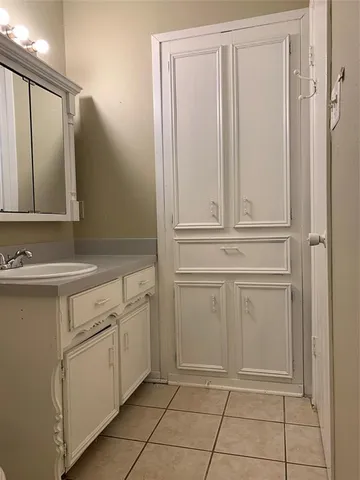 $1,680 | 5410 King Manor Drive, Lake Dallas, TX 75065