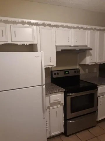 $1,680 | 5410 King Manor Drive, Lake Dallas, TX 75065