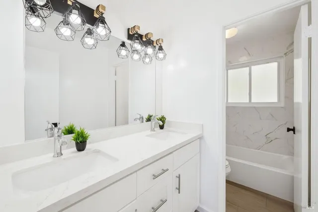 $1,349,000 | 16 Dutton Court, Sausalito, CA 94965