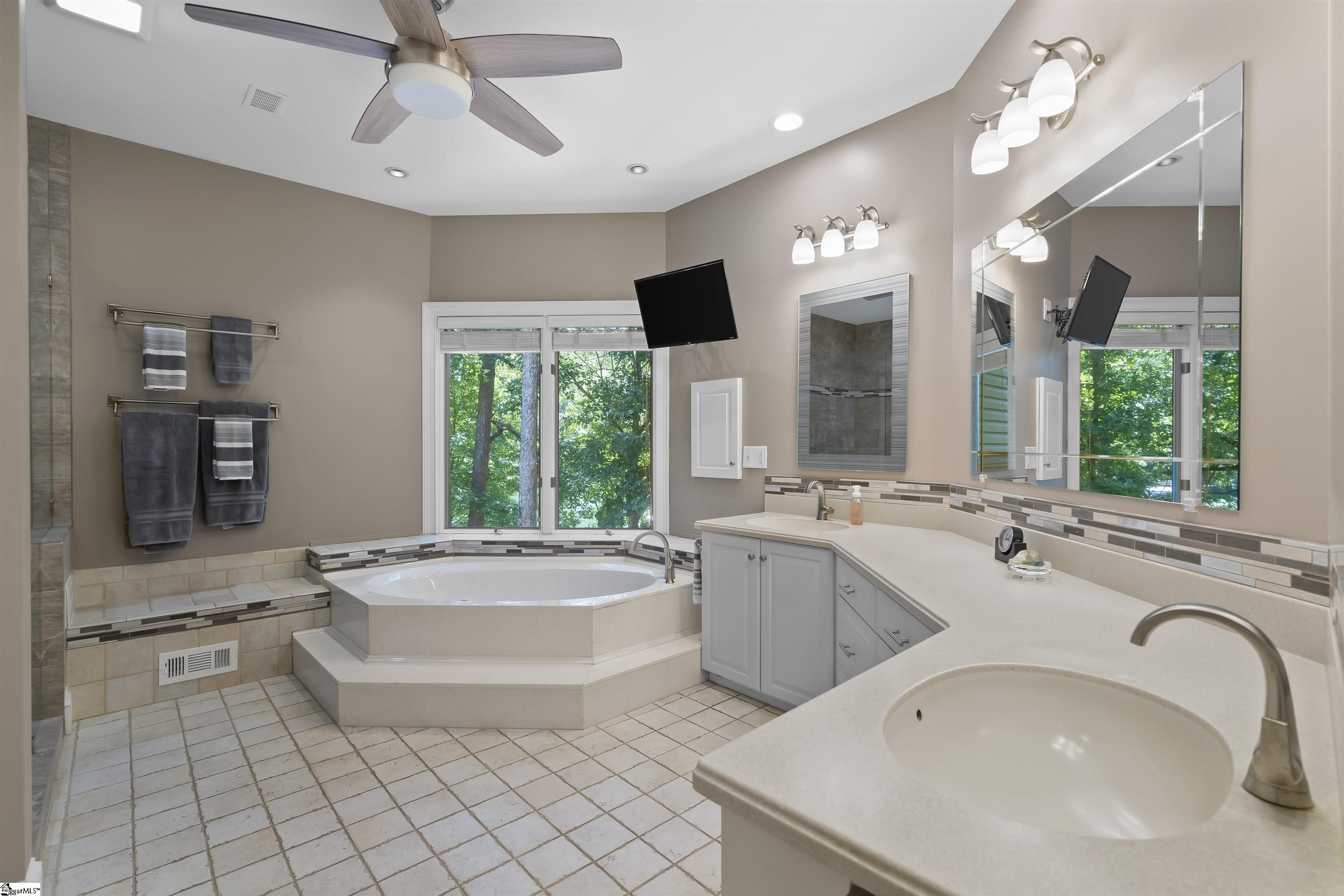 14 Eastern Point Salem, SC 29676 - Photo 18 of 36 Gallery Image 18