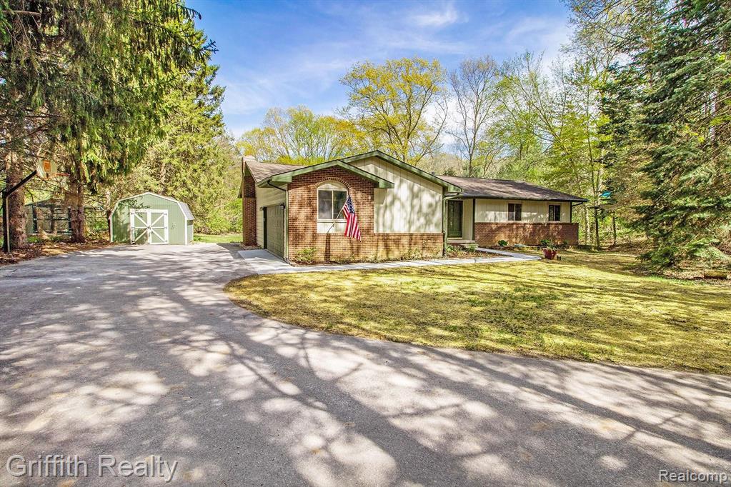 5207 King Road Howell, MI 48843 - Photo 19 of 25