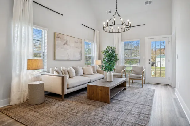 $414,900 | 533 Tulip Spgs Court, Hermitage, TN 37076