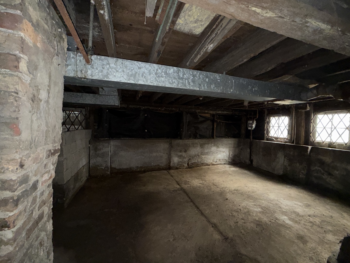 7919 South Escanaba Avenue Chicago, IL 60617 - Photo 11 of 13 a view of empty room