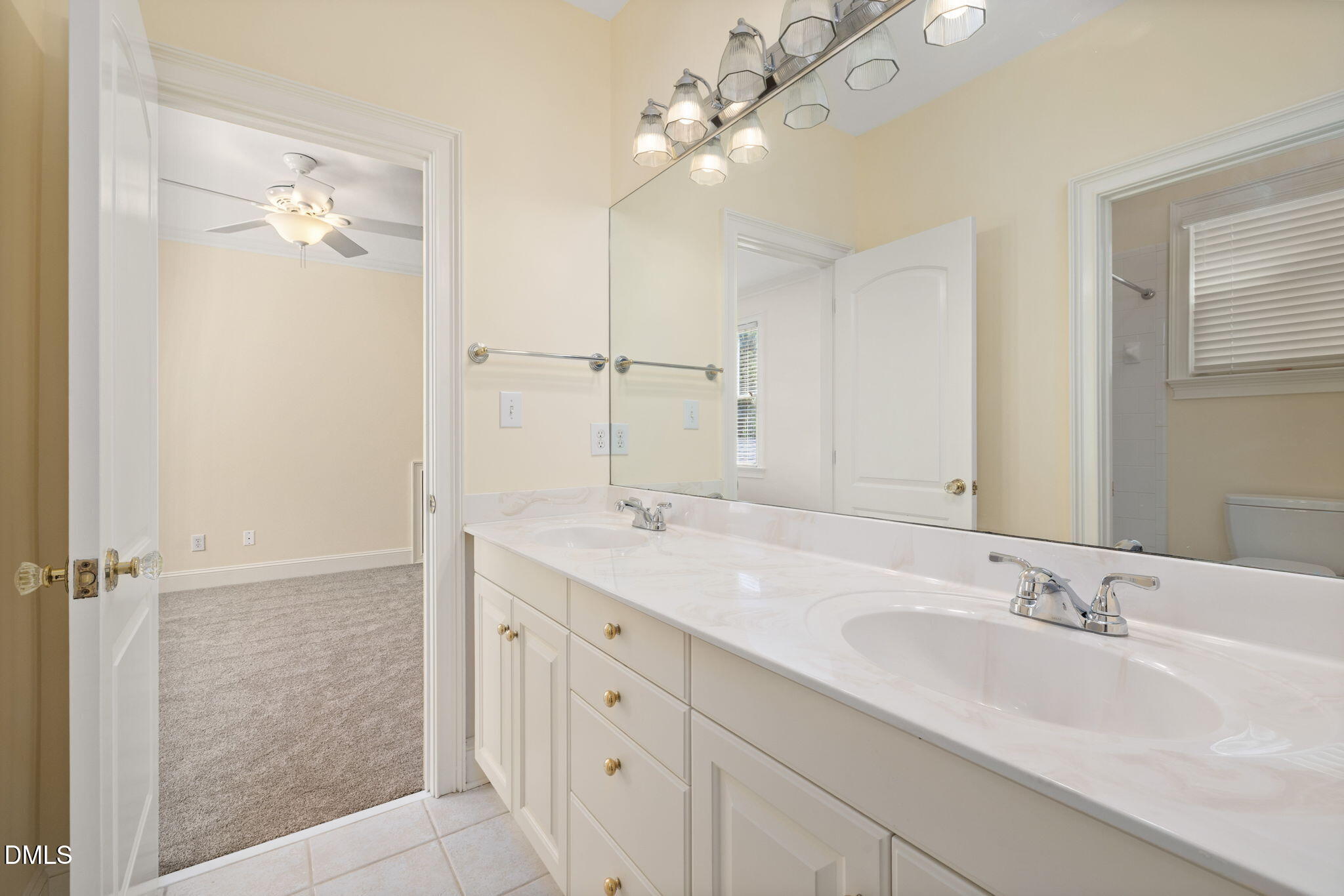 7816 Madison Park Lane Raleigh, NC 27615 - Photo 27 of 56 44-web-or-mls-DX3A7458