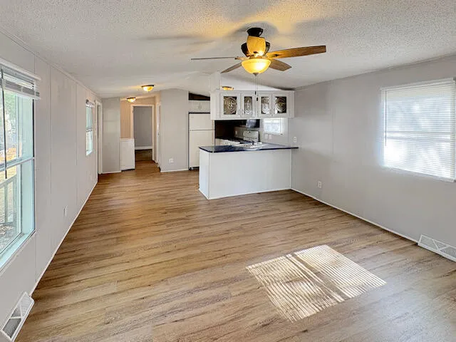 $48,900 | 20101 Tamarack Drive, Howard City, MI 49329