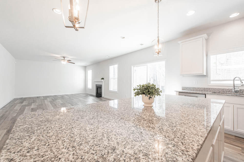 1051 Prides Crossing Aiken, SC 29801 - Photo 4 of 33 Granite Countertops!