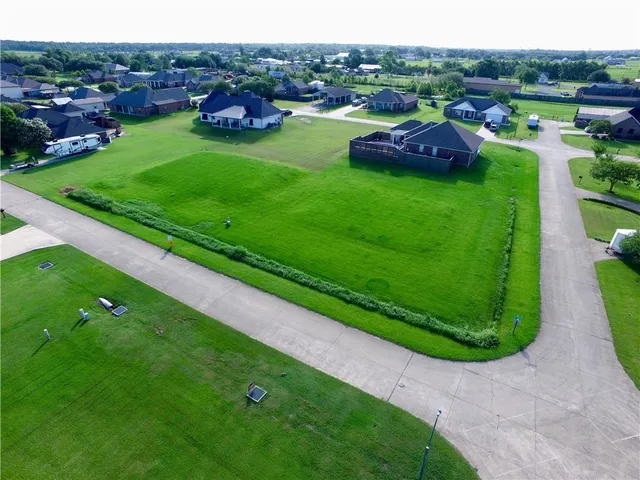 $60,000 | 169 Winchester Way, Lockport, LA 70374