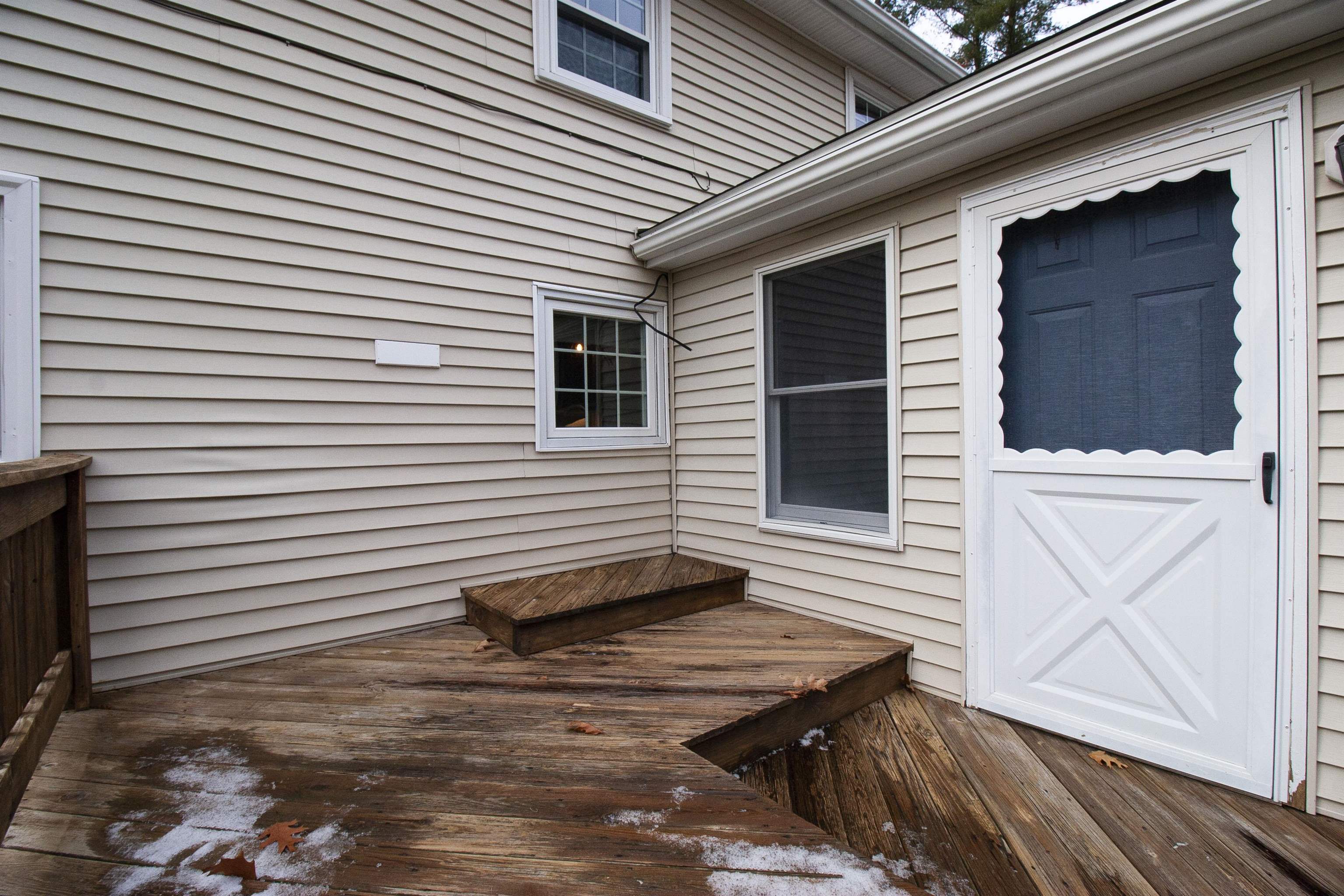 94 Chase Road Londonderry, NH 03053 - Photo 8 of 40
