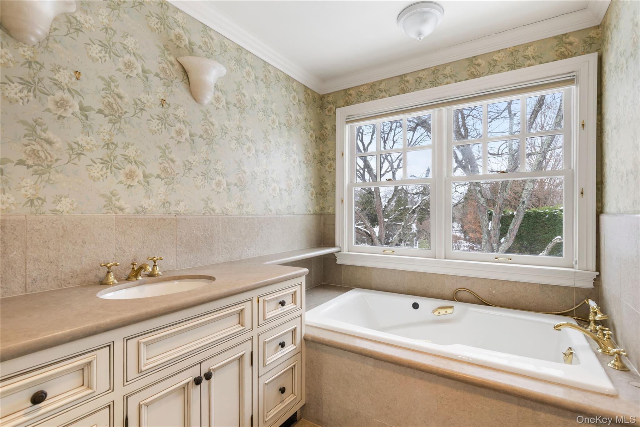 103 Pleasant Ridge Road Harrison, NY 10528 - Photo 20 of 39 Full bathroom includes a spa bath & separate shower (not-pictured),