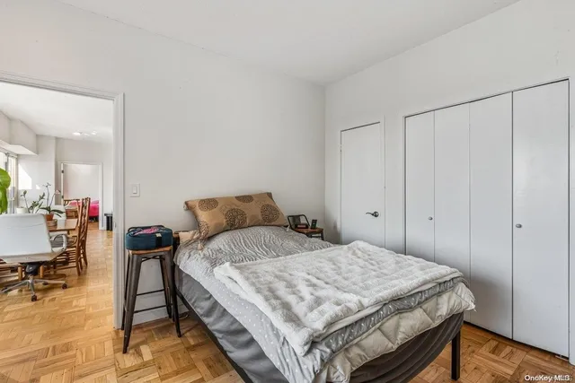 $669,000 | 166-25 Powells Cove Boulevard, Unit 21G | Beechhurst