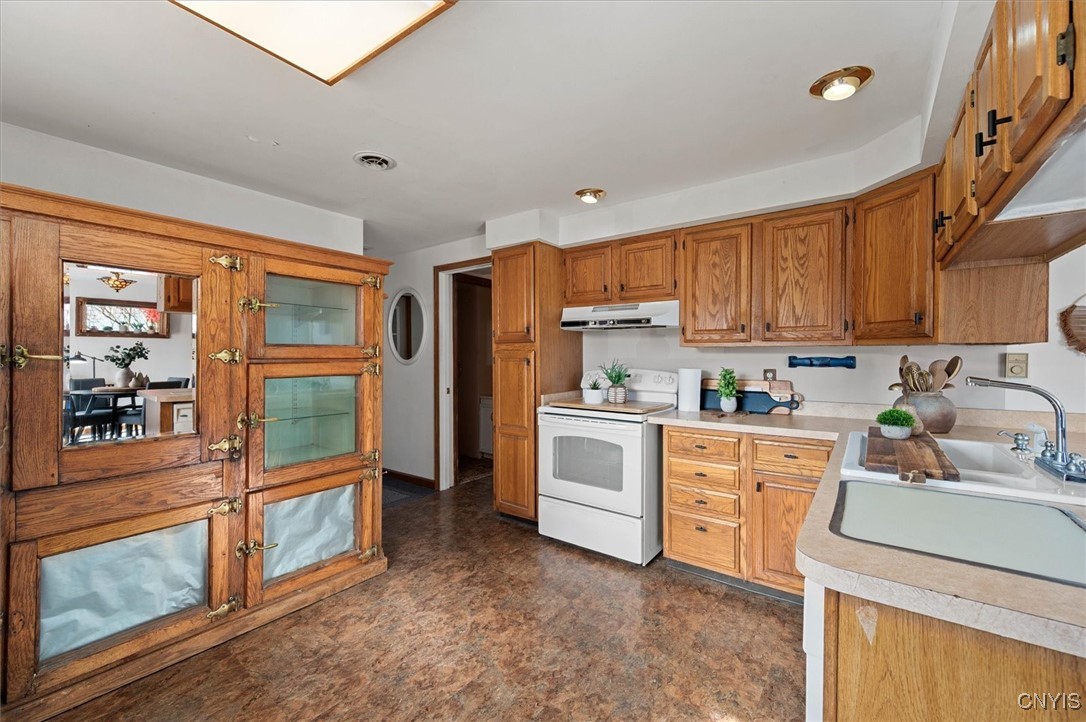 9287 Summit Road Paris, NY 13318 - Photo 4 of 49