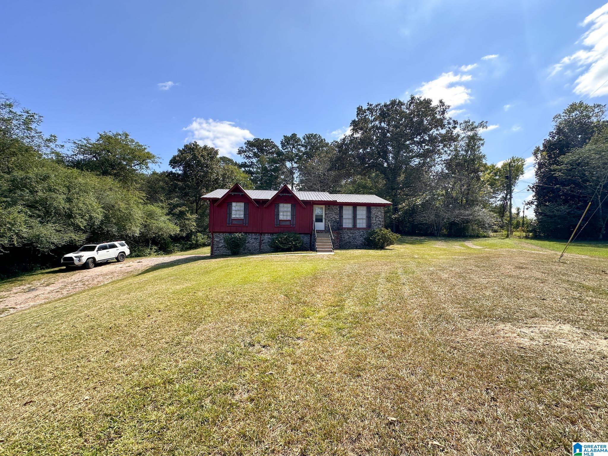 390 Robbins Street Sumiton, AL 35148 - Photo 1 of 25