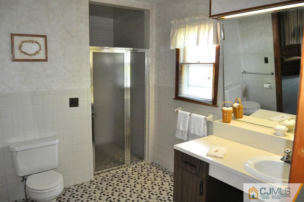 29 Arden Road Old Bridge, NJ 08857 - Photo 14 of 25 Gallery Image 14