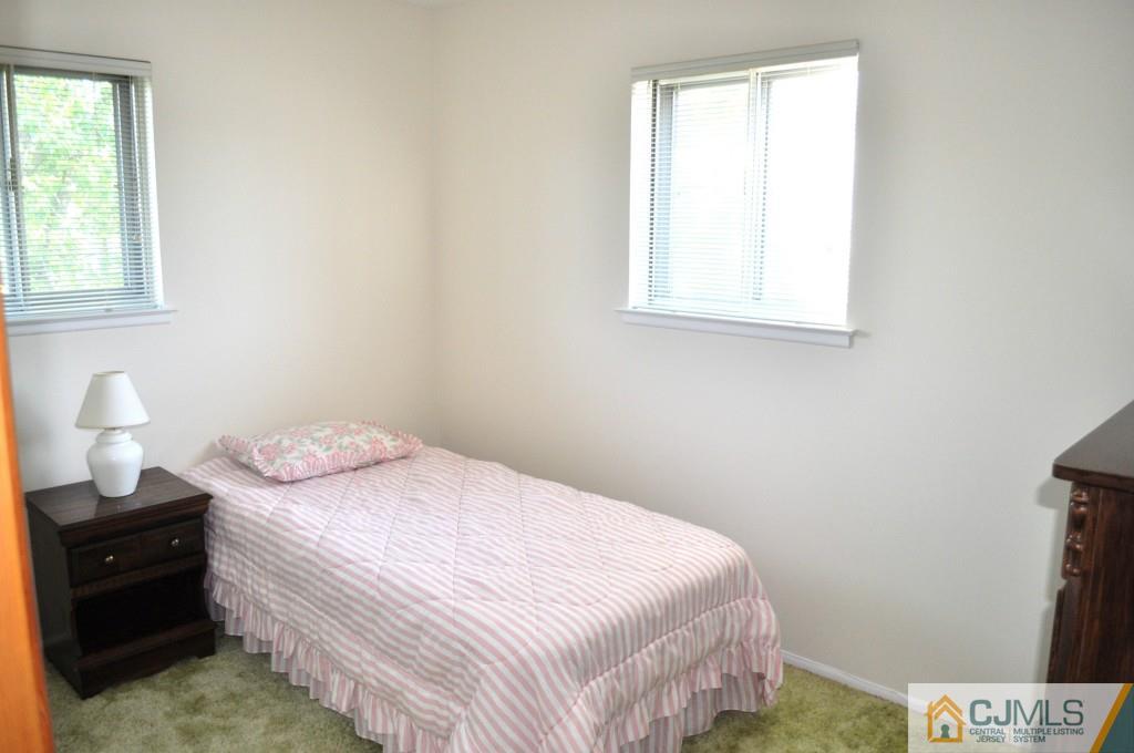 29 Arden Road Old Bridge, NJ 08857 - Photo 20 of 25 Gallery Image 20