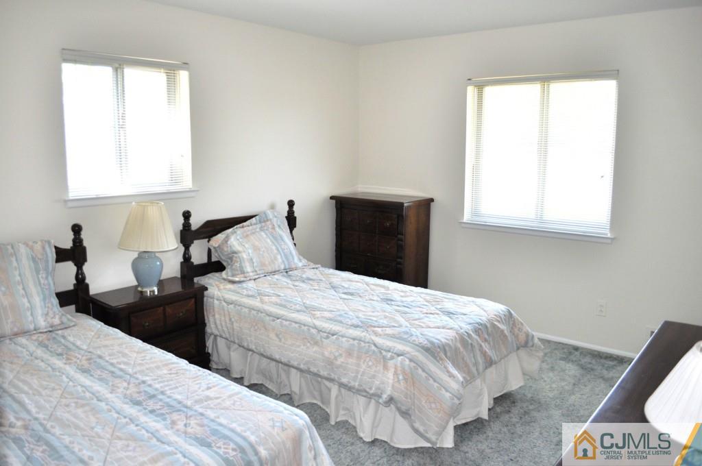 29 Arden Road Old Bridge, NJ 08857 - Photo 21 of 25 Gallery Image 21