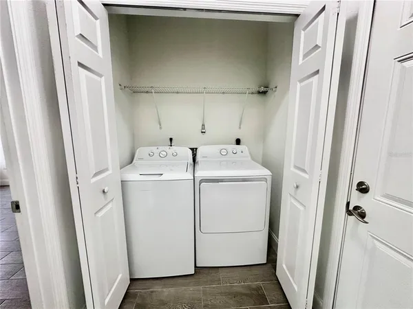 $2,349 | 774 West 9th Street, Deltona, FL 32725