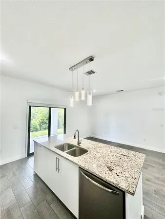 $2,349 | 774 West 9th Street, Deltona, FL 32725