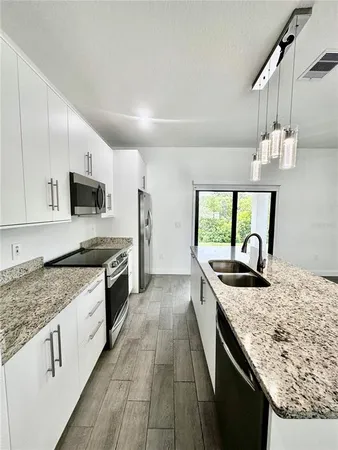 $2,349 | 774 West 9th Street, Deltona, FL 32725
