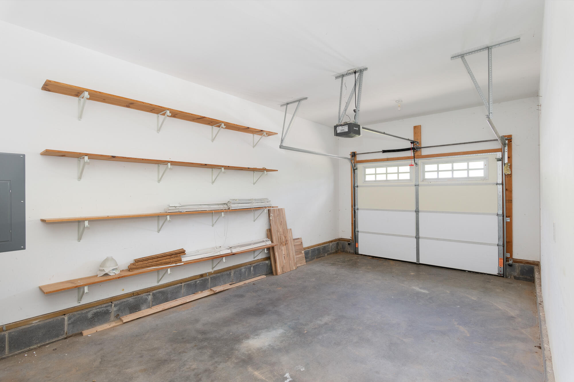 3784 Kellys Ferry Road Chattanooga, TN 37419 - Photo 29 of 37 20230429_3784KellysFerry__HoltWebb_0143-