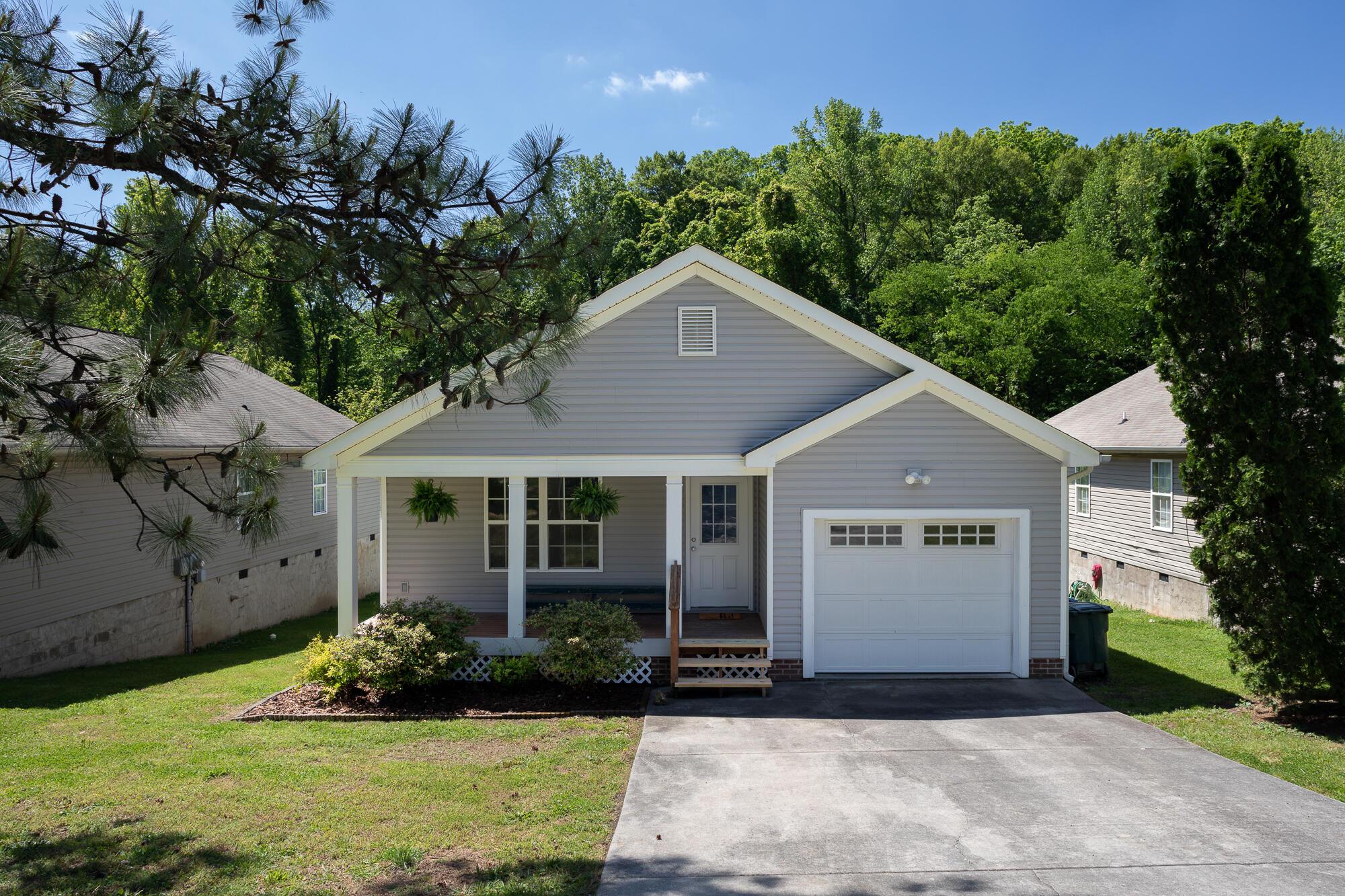 3784 Kellys Ferry Road Chattanooga, TN 37419 - Photo 35 of 37 20230429_3784KellysFerry__HoltWebb_0174