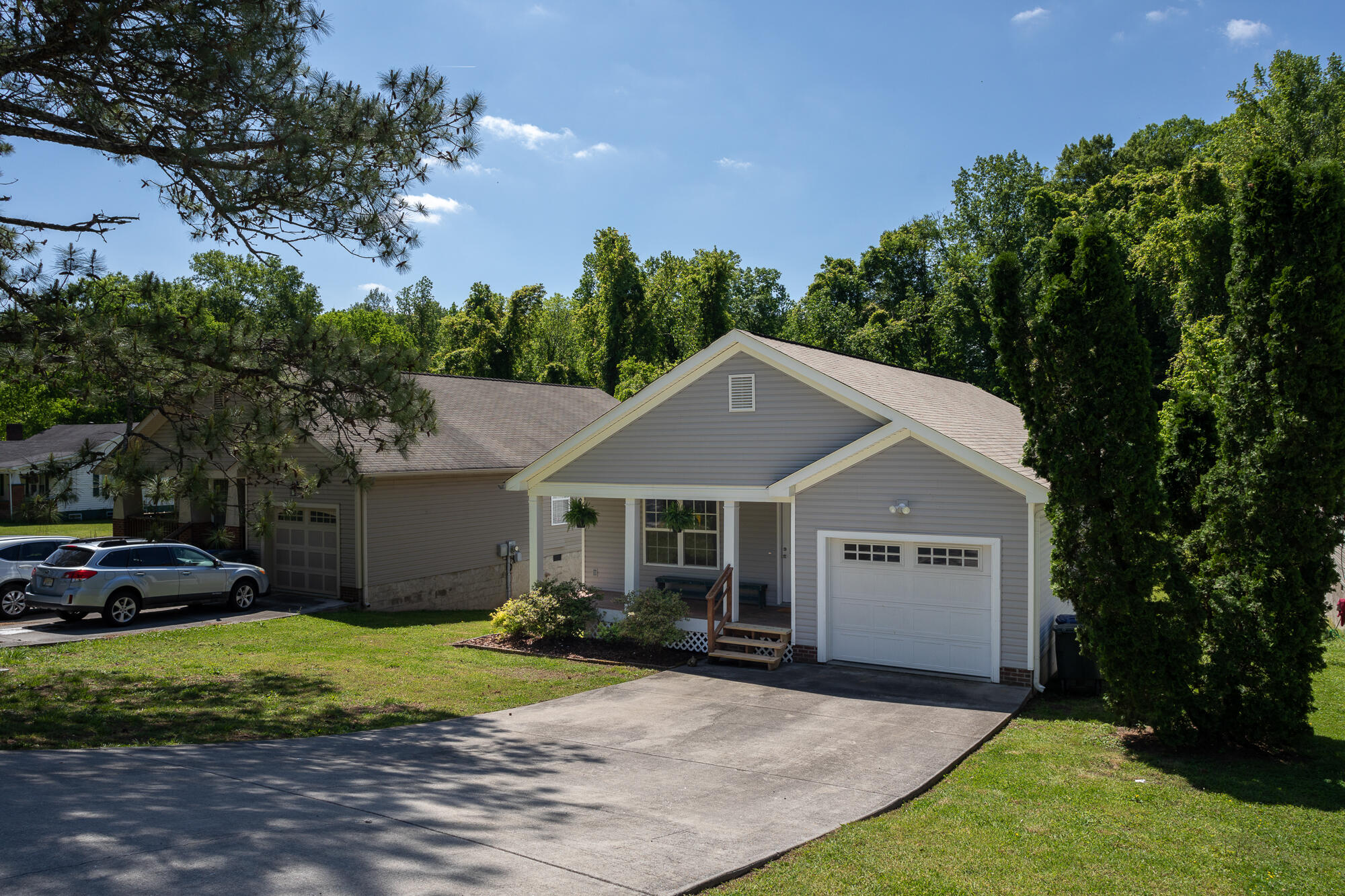 3784 Kellys Ferry Road Chattanooga, TN 37419 - Photo 36 of 37 20230429_3784KellysFerry__HoltWebb_0179