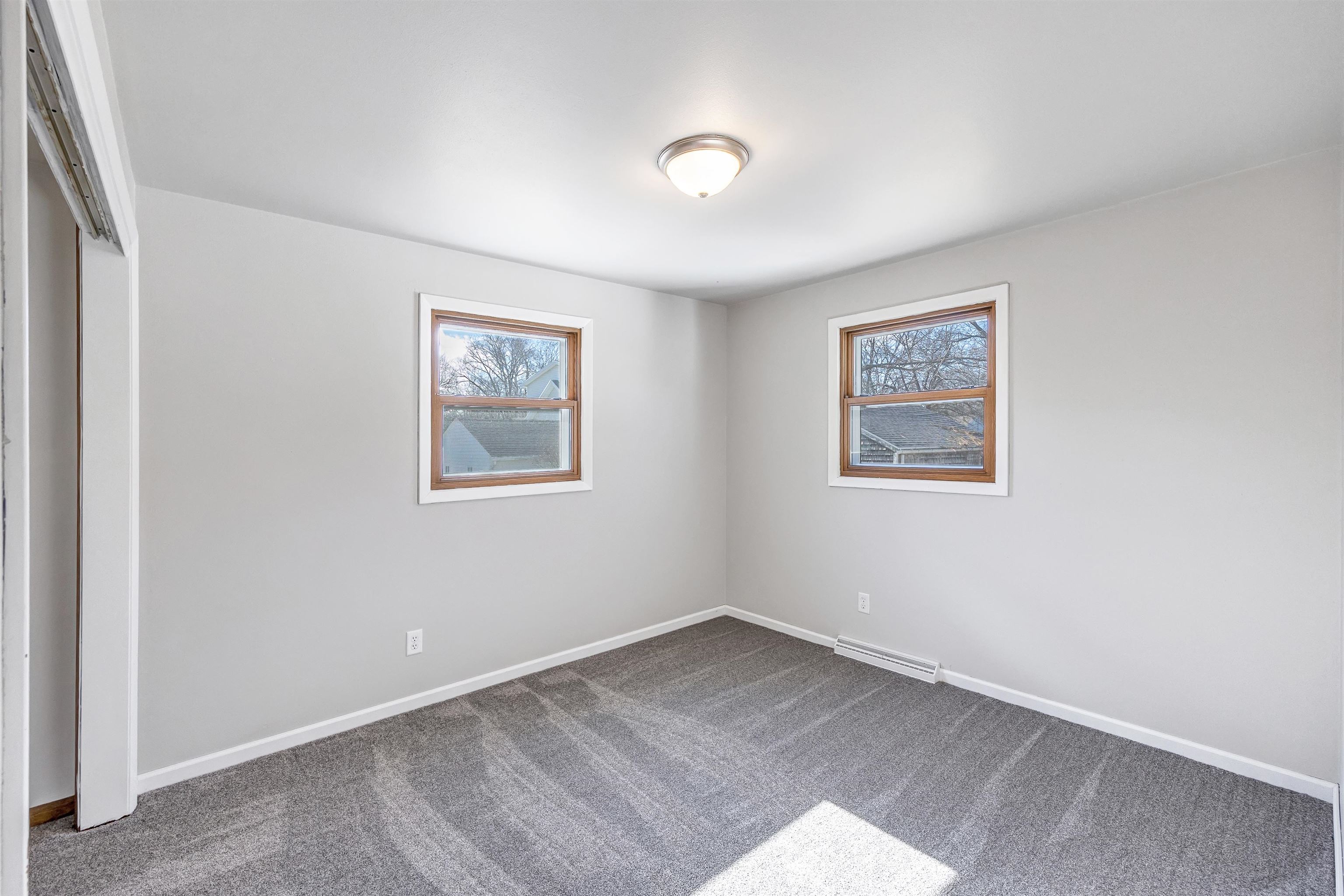 808 Ridgeway Boulevard De Pere, WI 54115 - Photo 15 of 29