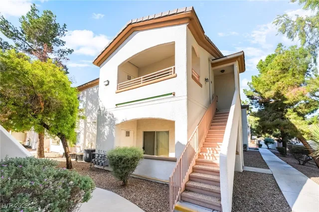 $1,325 | 5655 East Sahara Avenue, Unit 2068, Las Vegas, NV 89142