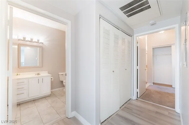 $1,325 | 5655 East Sahara Avenue, Unit 2068, Las Vegas, NV 89142