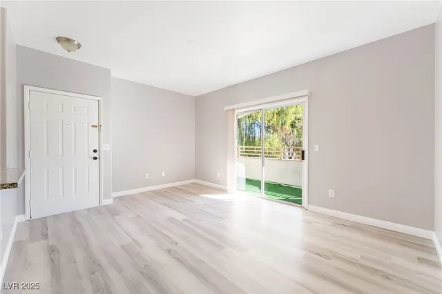 $1,325 | 5655 East Sahara Avenue, Unit 2068, Las Vegas, NV 89142