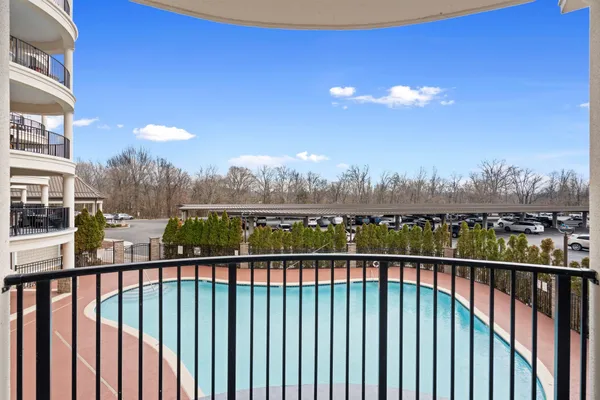 $565,000 | 400 Warioto Way, Unit 215, Ashland City, TN 37015