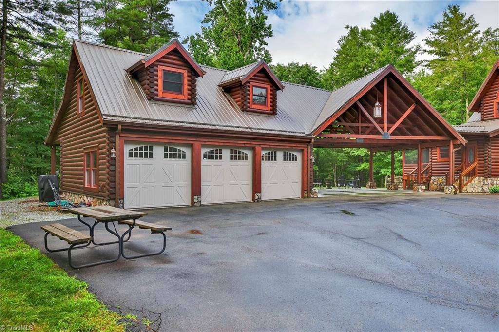 904 Bryan Hollow Road Boone, NC 28607 - Photo 3 of 50 Gallery Image 3