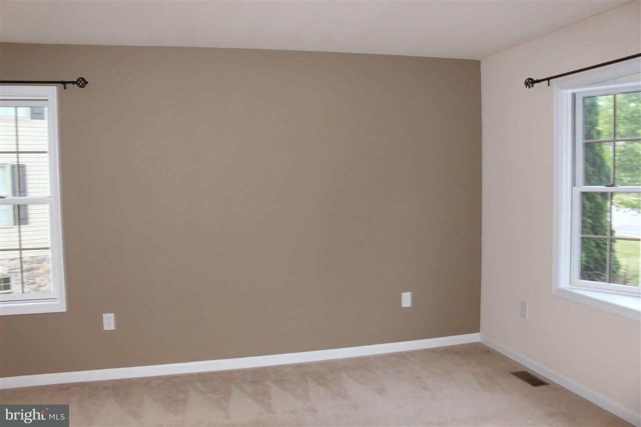 1220 Overlook Road Middletown, PA 17057 - Photo 3 of 18 Gallery Image 3