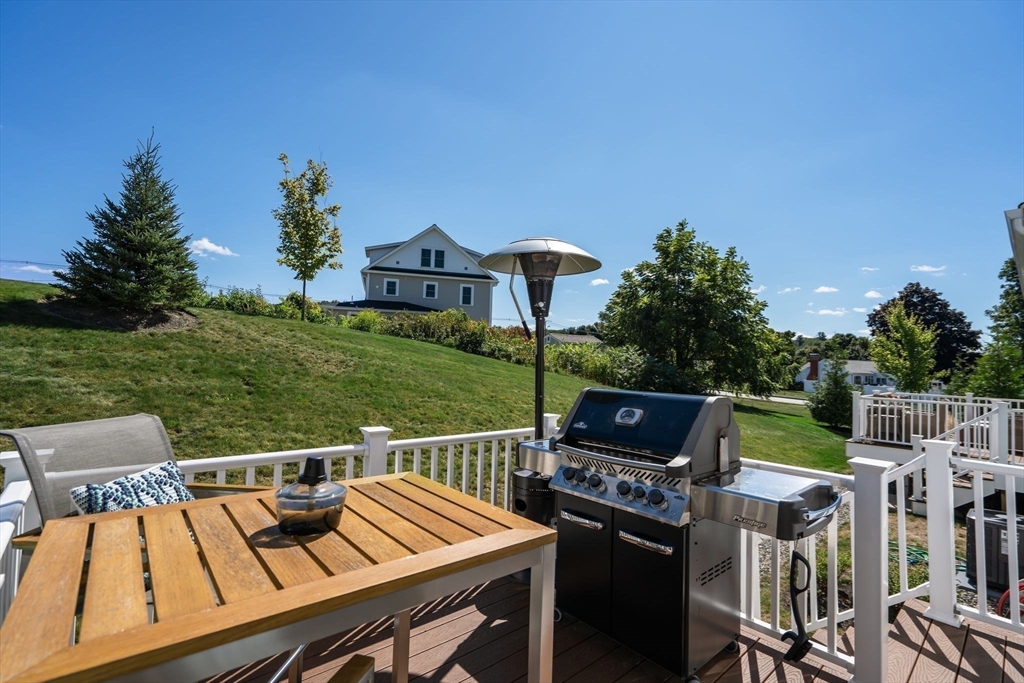 299 Lexington Street, Unit 20 Woburn, MA 01801 - Photo 32 of 42