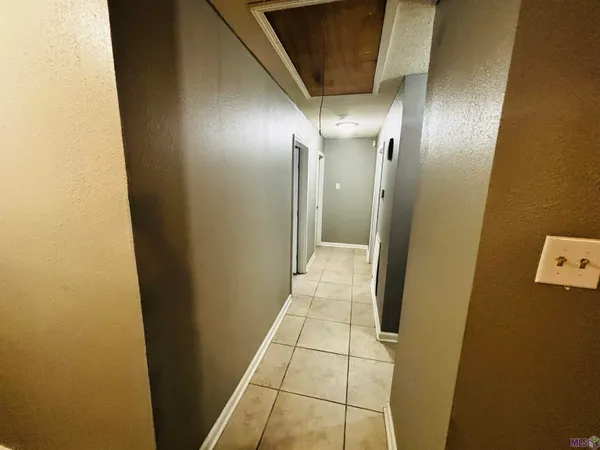 $1,500 | 6873 Forest Park Drive, Baton Rouge, LA 70811