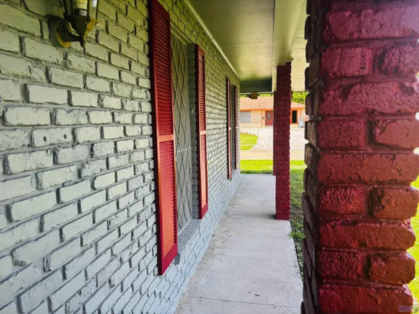 $1,500 | 6873 Forest Park Drive, Baton Rouge, LA 70811