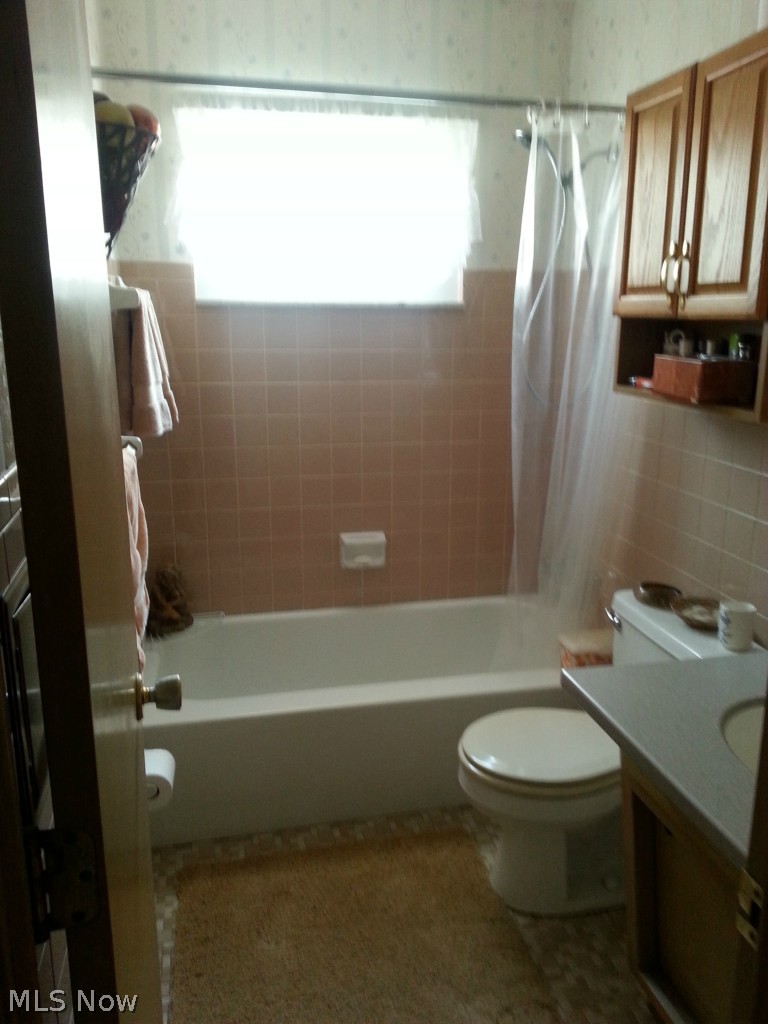 30855 Roosevelt Road Wickliffe, OH 44092 - Photo 11 of 16 Gallery Image 11