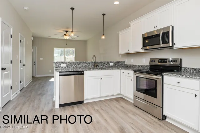 $249,900 | 732 Cross Brg Way, Unit LOT #11, Sneads Ferry, NC 28460