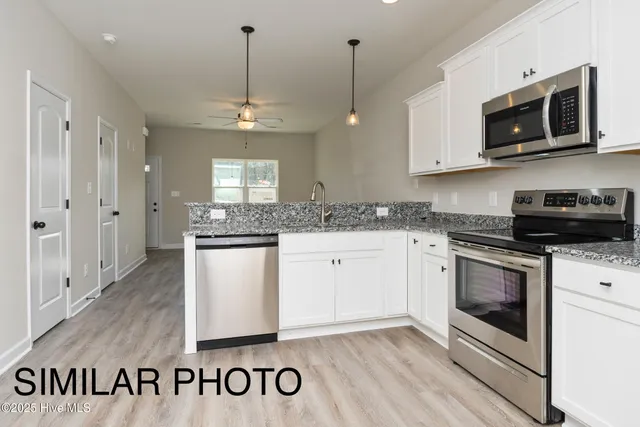 $249,900 | 732 Cross Brg Way, Unit LOT #11, Sneads Ferry, NC 28460