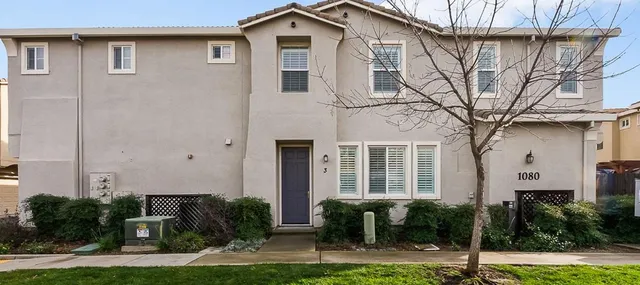 $475,000 | 1080 Sierra View Circle, Unit 3, Lincoln, CA 95648