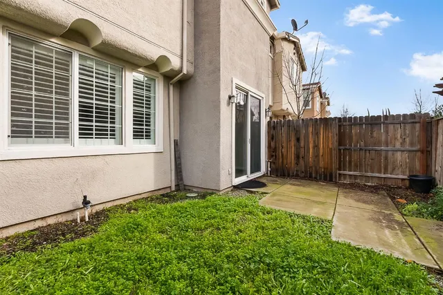 $475,000 | 1080 Sierra View Circle, Unit 3, Lincoln, CA 95648