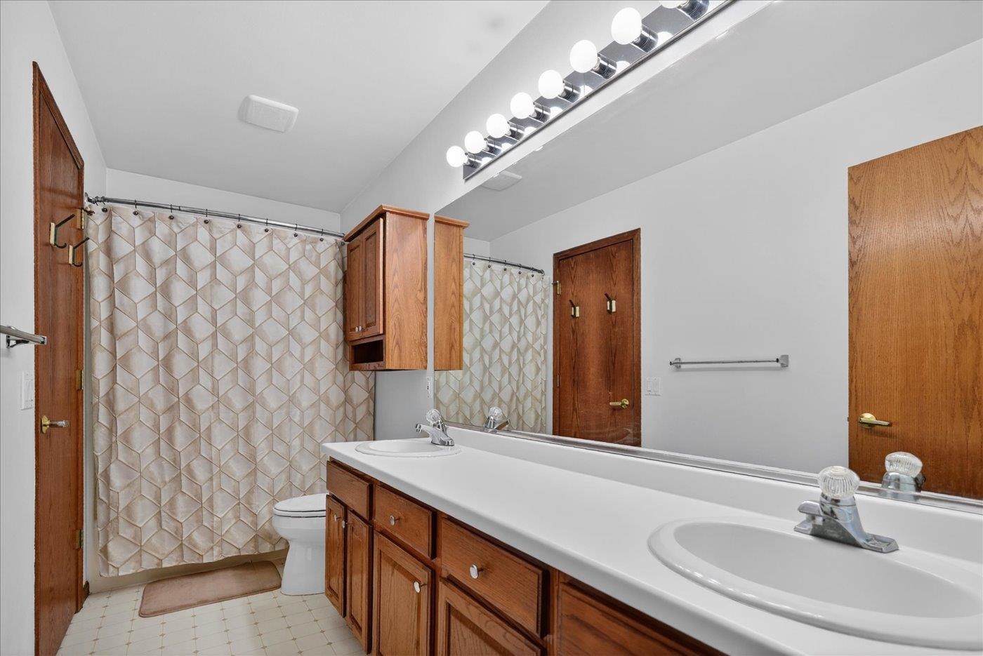 3510 Manchester Road Madison, WI 53719 - Photo 16 of 51