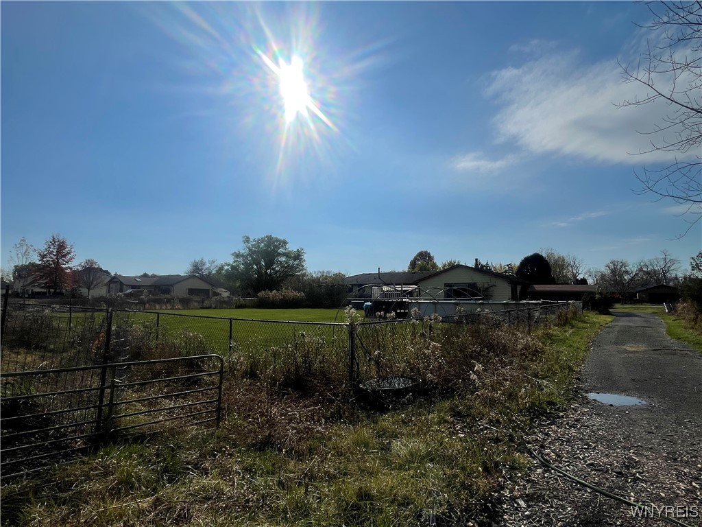 6721 Aiken Road Pendleton, NY 14094 - Photo 36 of 38