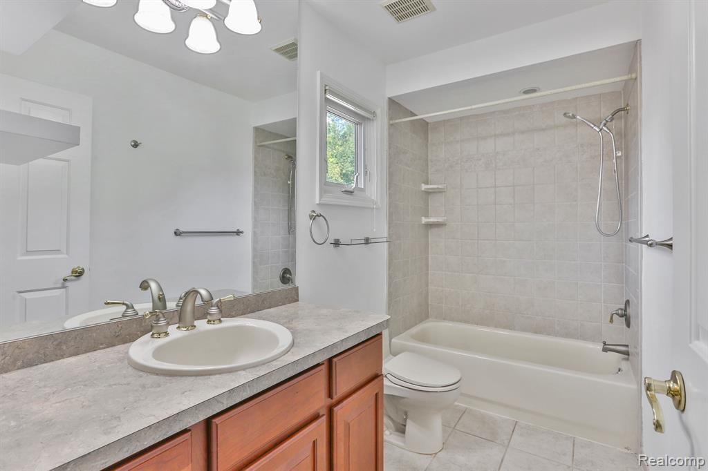 3462 Cascade Circle Rochester Hills, MI 48307 - Photo 22 of 33