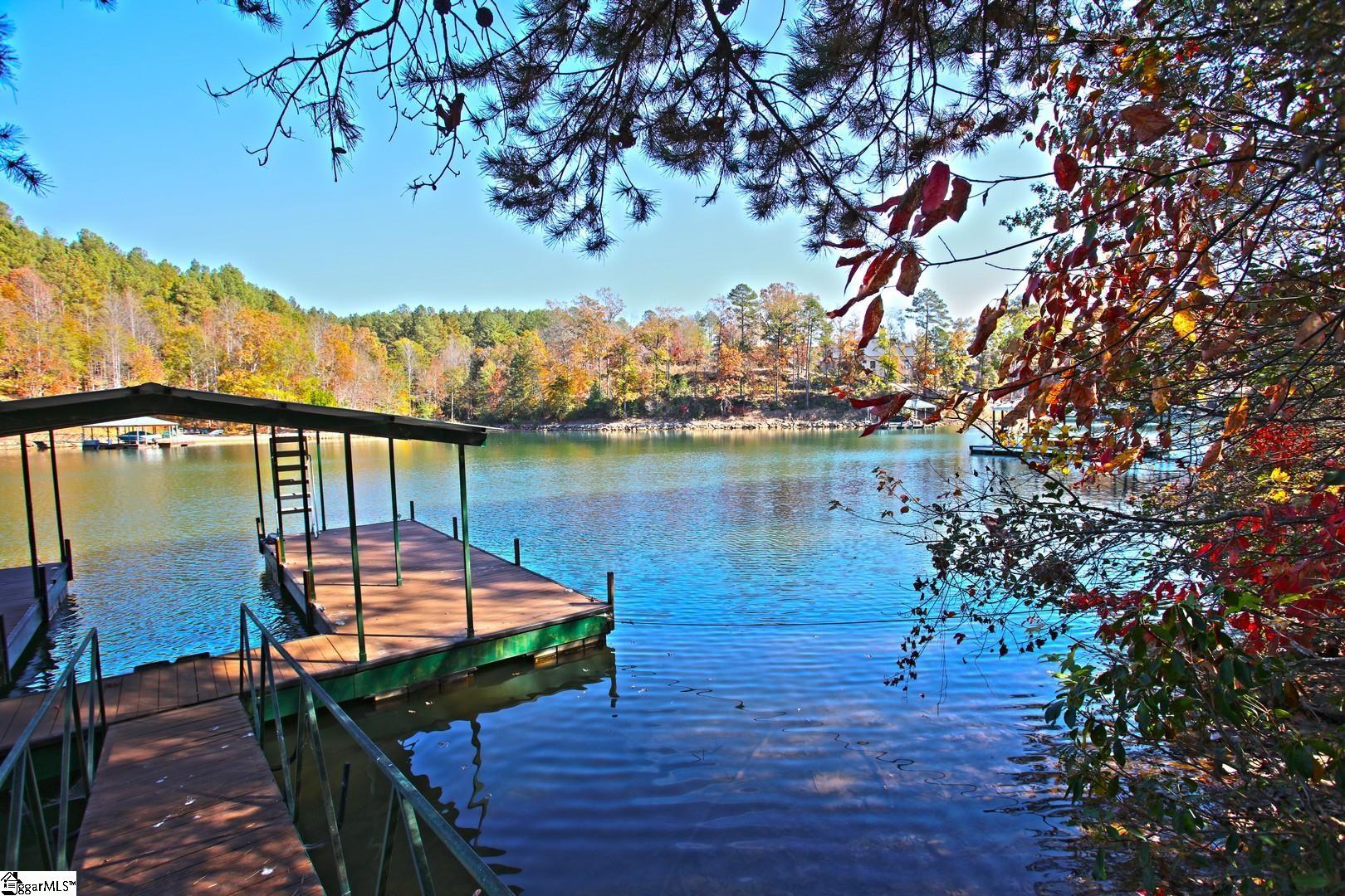 56 Harbor Point Road Seneca, SC 29672 - Photo 11 of 34 Gallery Image 11