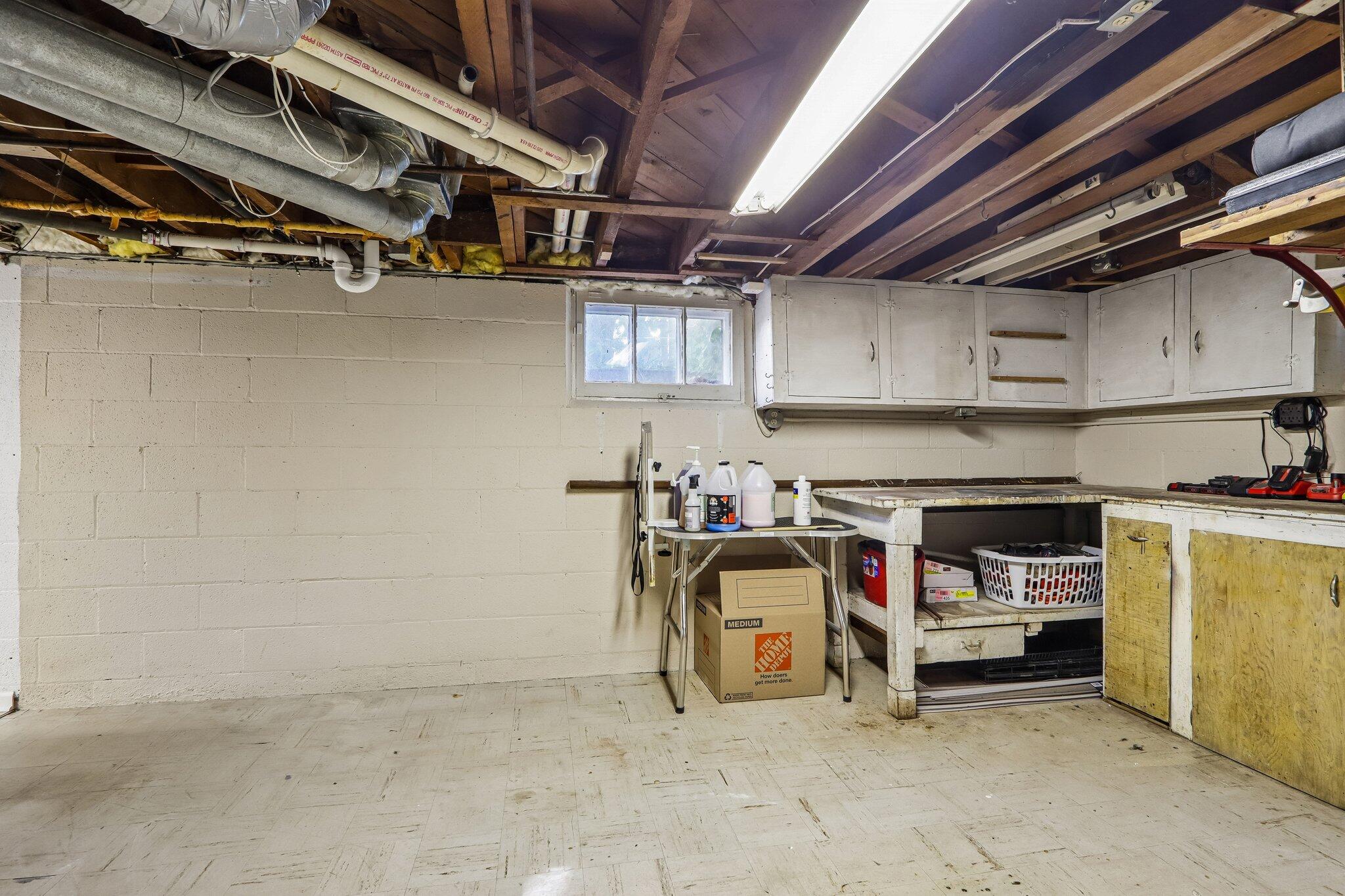 2325 Coolidge Avenue Racine, WI 53403 - Photo 36 of 48 36-web-or-mls-Coolidge Ave-S1106-036