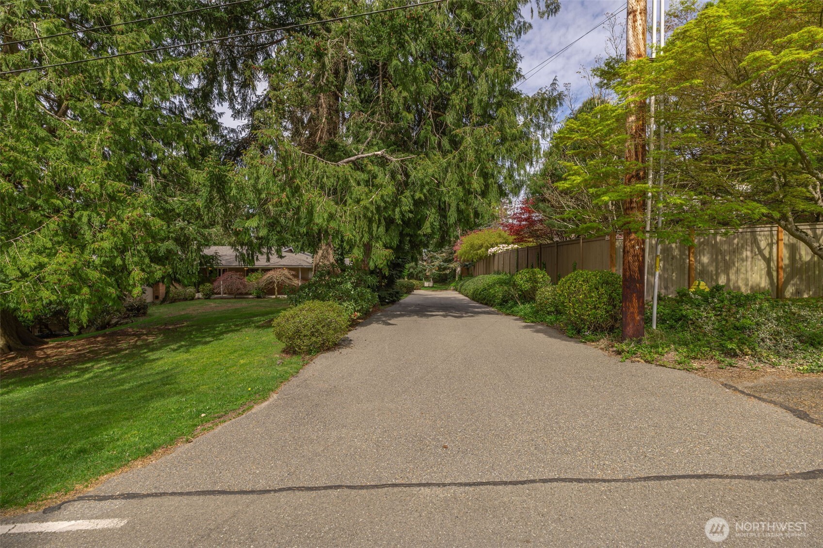 8957 188th Street Southwest Edmonds, WA 98026 - Photo 26 of 36